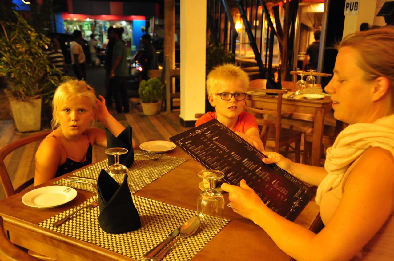 Oak Ray La Ella Breeze Hotel Екстериор снимка