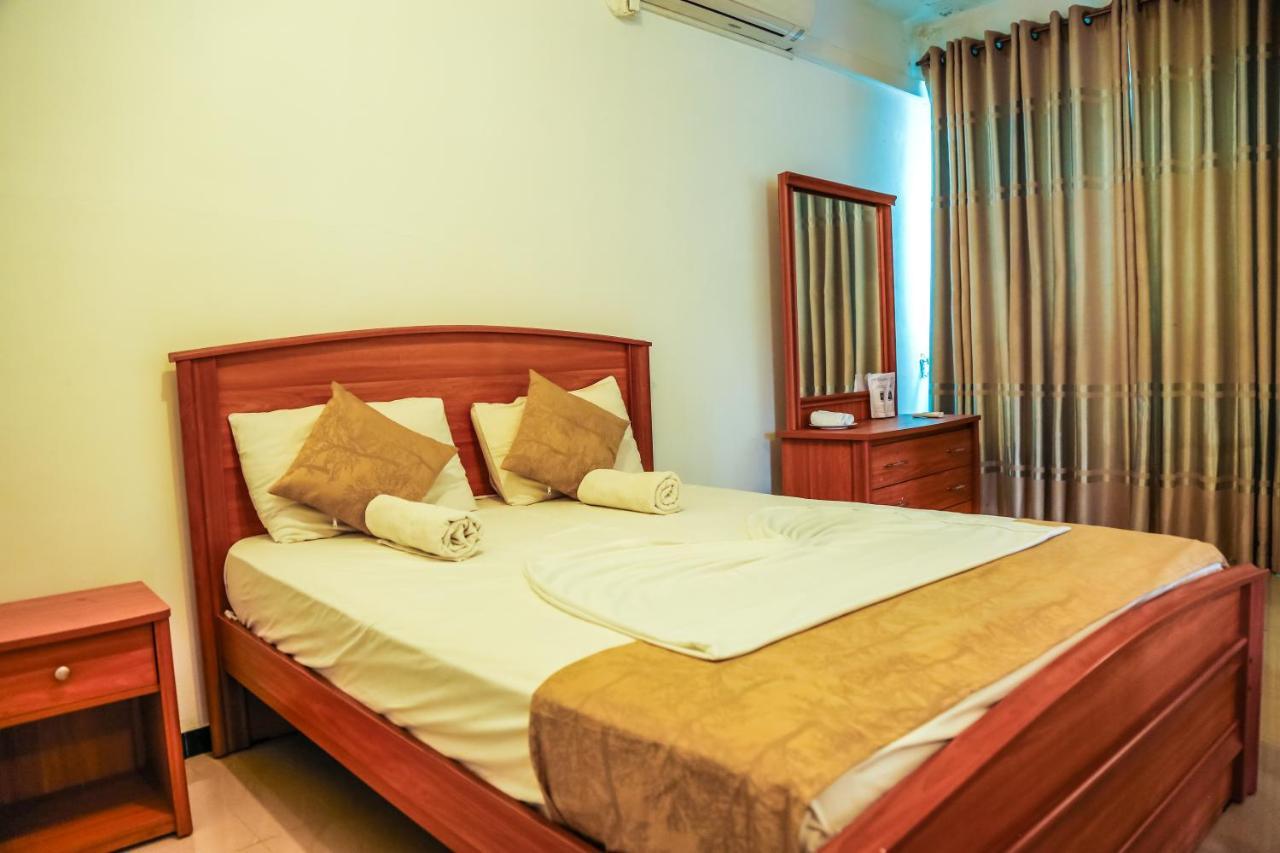 Oak Ray La Ella Breeze Hotel Екстериор снимка