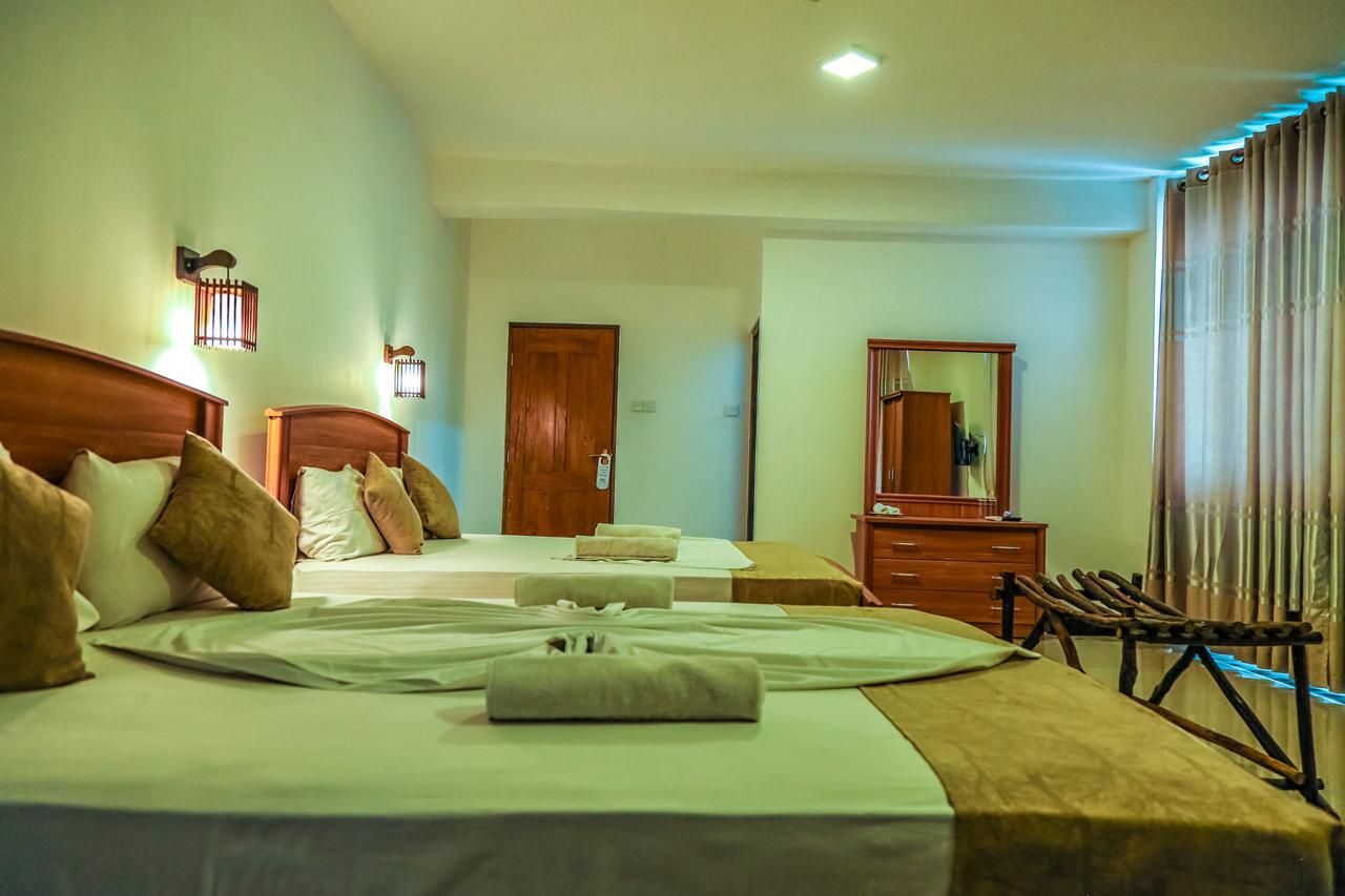 Oak Ray La Ella Breeze Hotel Екстериор снимка